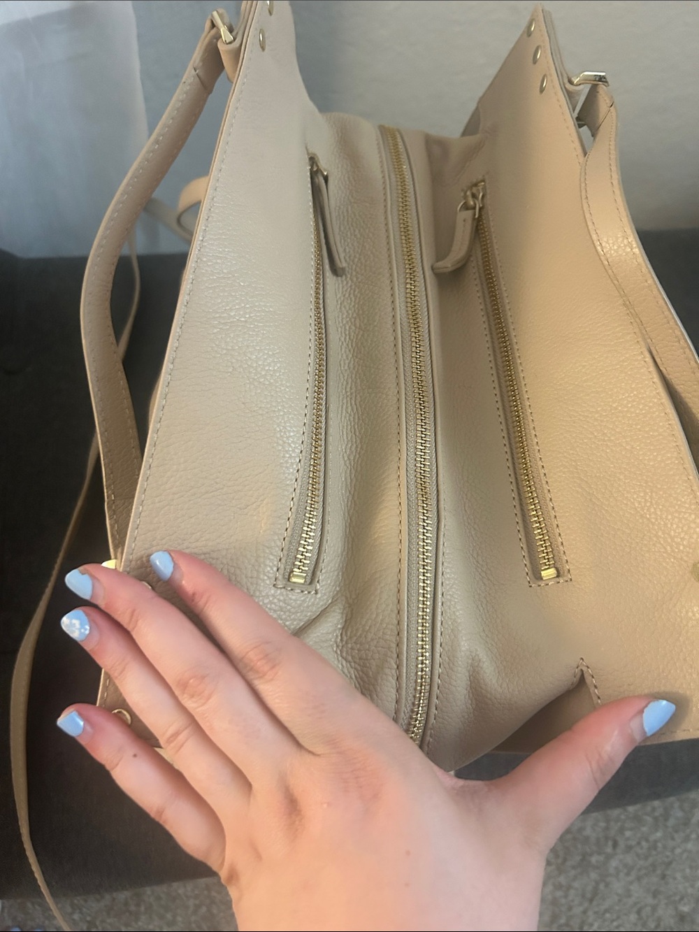 C&C California Beige Leather Crossbody Tote - Picture 2 of 8